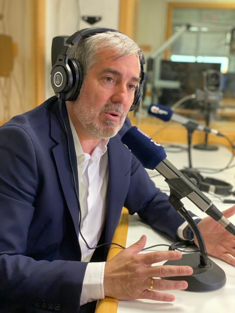 Clavijo confía en que se apruebe el decreto para distribuir a los menores migrantes “la primera quincena de enero”