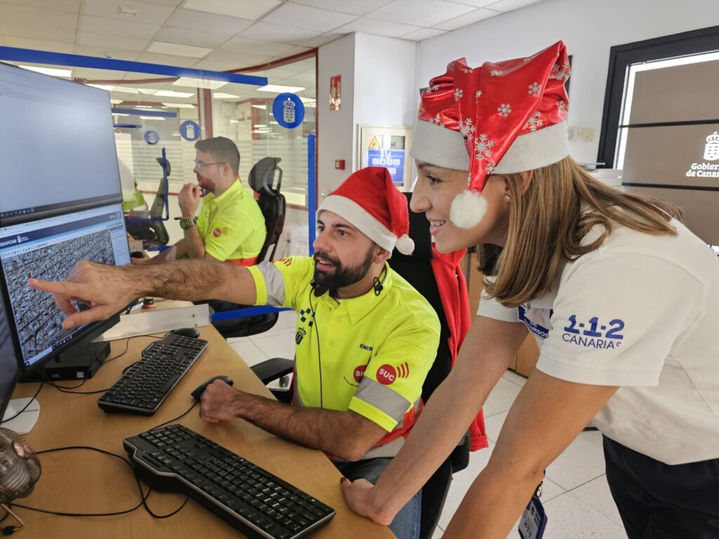 Sala del Centro Coordinador de Emergencias y Seguridad durante la Navidad / 112 Canarias 