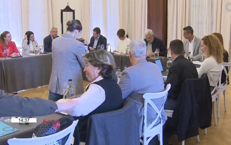 Los municipios turísticos piden no criminalizar al turismo