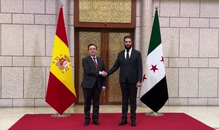 Albares apuesta por quitar las sanciones a Siria