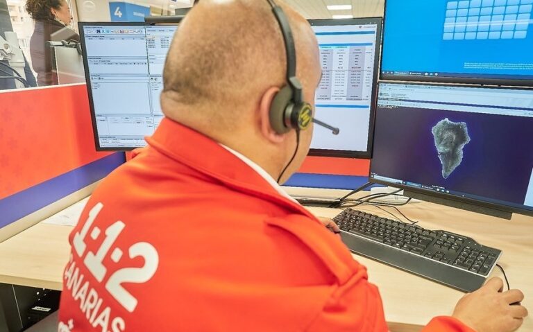 Un hombre afectado por intoxicación tras producirse un incendio en su vivienda de La Laguna