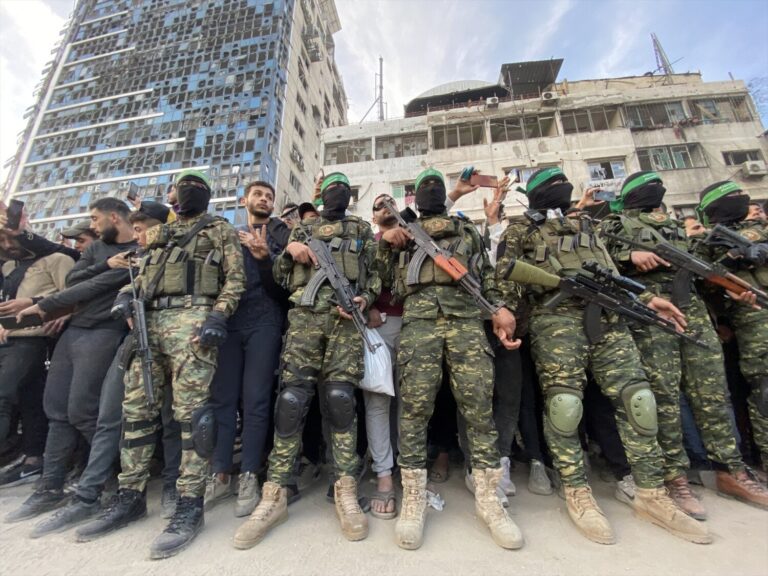 El sábado se procederá a la segunda fase de intercambio de rehenes y presos entre Israel y Hamás