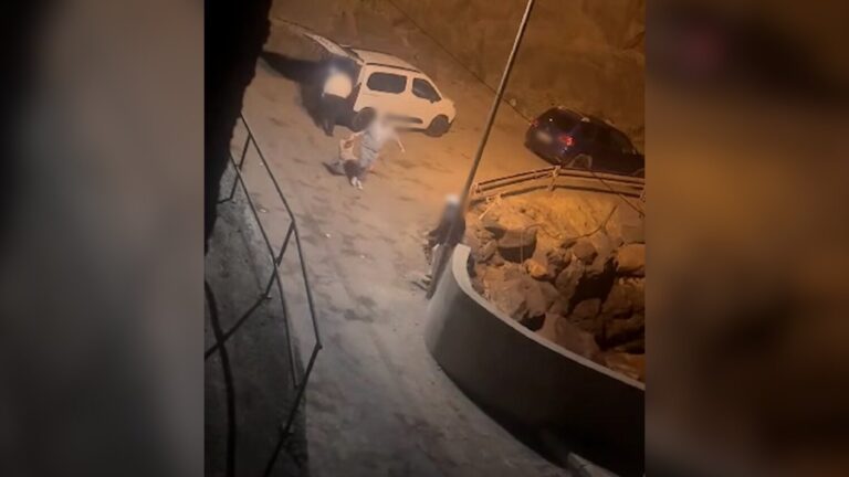 Identifican y sancionan a las personas que tiraron escombros al mar en Candelaria