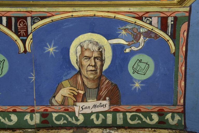 Polémica por una pintura sacra con el rostro de un empresario