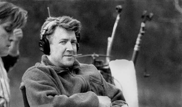 ‘Charlas de cine’ rinde homenaje al cineasta David Lynch