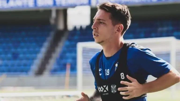 Álvaro Romero pone fin a su etapa en el CD Tenerife