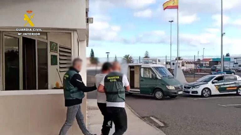 Dos personas detenidas por el asesinato en Corralejo