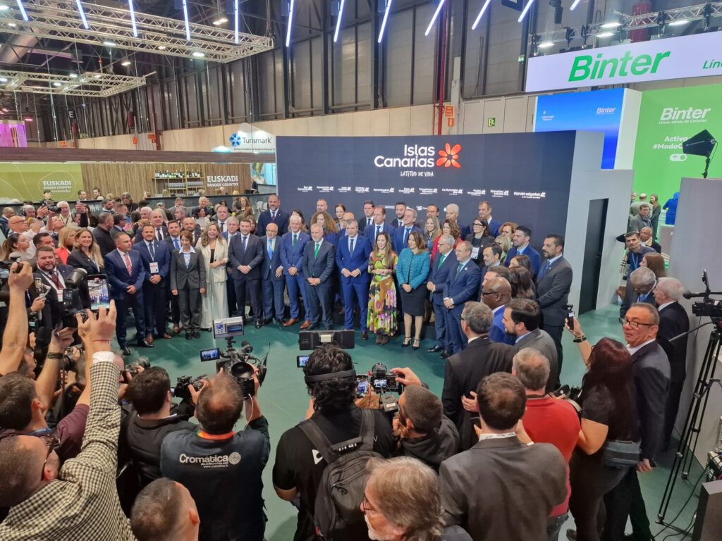 Canarias refuerza su compromiso con la sostenibilidad en la primera jornada de FITUR 2025