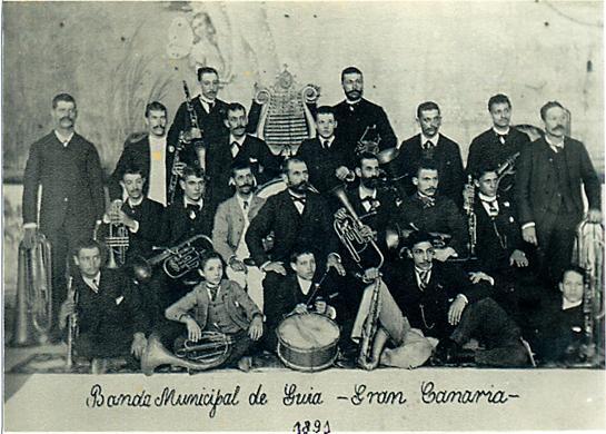 Fotografía antigua de la Banda Municipal de Guía, 1891.Documental "Músicos de pueblo", un viaje al origen de las bandas de música de Gran Canaria
