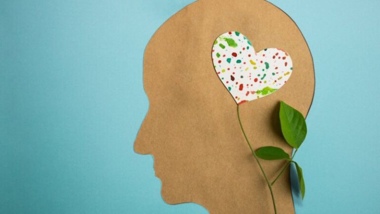 Forman a profesionales sanitarios para acompañar a pacientes con sufrimiento mental grave