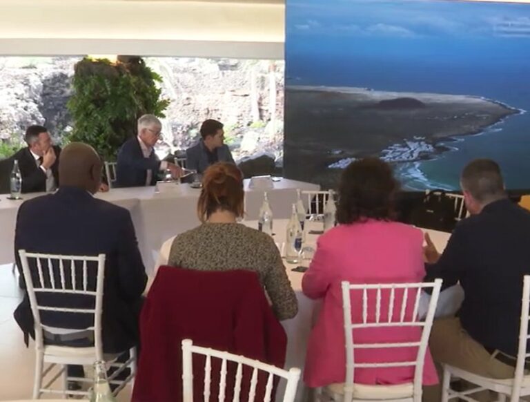 Expertos abordan en Lanzarote acciones para un turismo sostenible