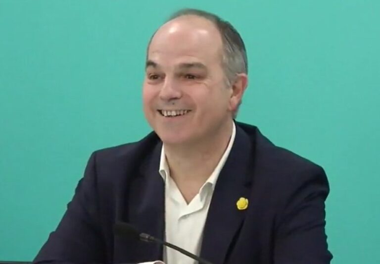 Junts retira la petición de cuestión de confianza a Sánchez