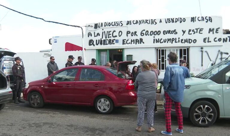 Fernando y su familia quedan en la calle tras 61 años en su hogar