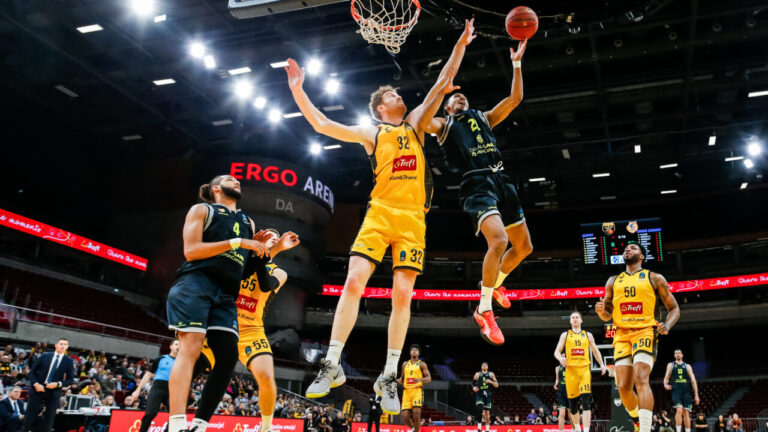 73-76 | El Dreamland vence al Trefl Sopot en Polonia