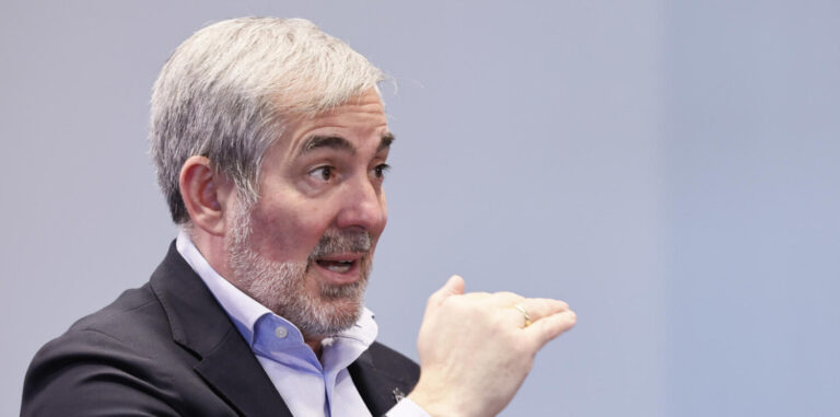 Clavijo cree que el reparto de menores migrantes saldrá incluso sin PP y Vox