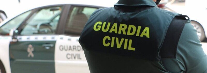 La Guardia Civil ha intervenido en Gran Canaria ropa y objetos que en el mercado como original alcanzaría un valor superior a 180.000 euros 
