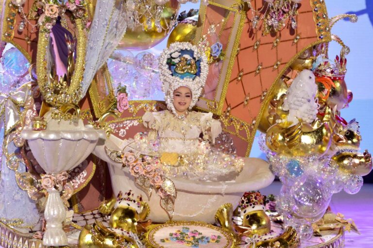 Ainhoa Zurita es la ganadora del Trono Infantil del Carnaval de Las Palmas de Gran Canaria