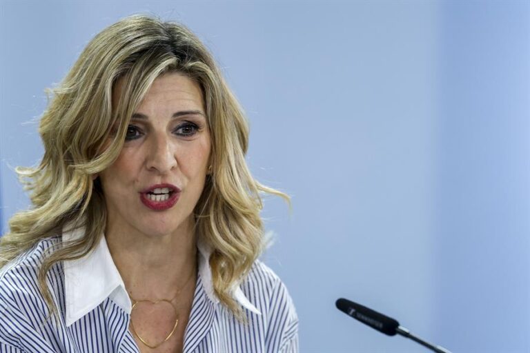 El Consejo de Ministros aprueba una subida del SMI que tendrá que tributar