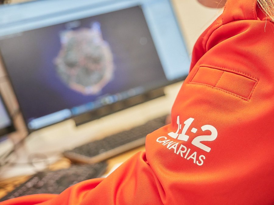 El Cecoes recibió una alerta que avisaba de que unos socorristas habían sacado del agua a una bañista en parada cardiorrespiratoria