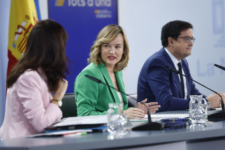 El Gobierno de España pide «responsabilidad» para no oponerse a la condonación de la deuda