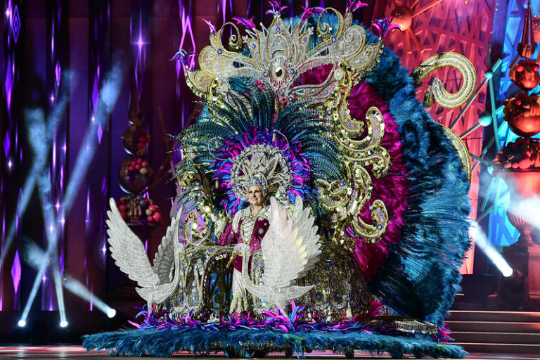 Rondallas, comparsas y la Gran Dama marcan el ritmo del domingo en Televisión Canaria