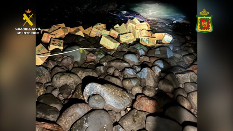 La Guardia Civil intercepta más de 2.000 kilos de hachís en la costa norte de Tenerife
