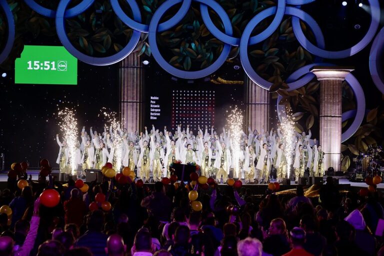 Broche final del Concurso de Murgas de Las Palmas de Gran Canaria, en directo en TVC