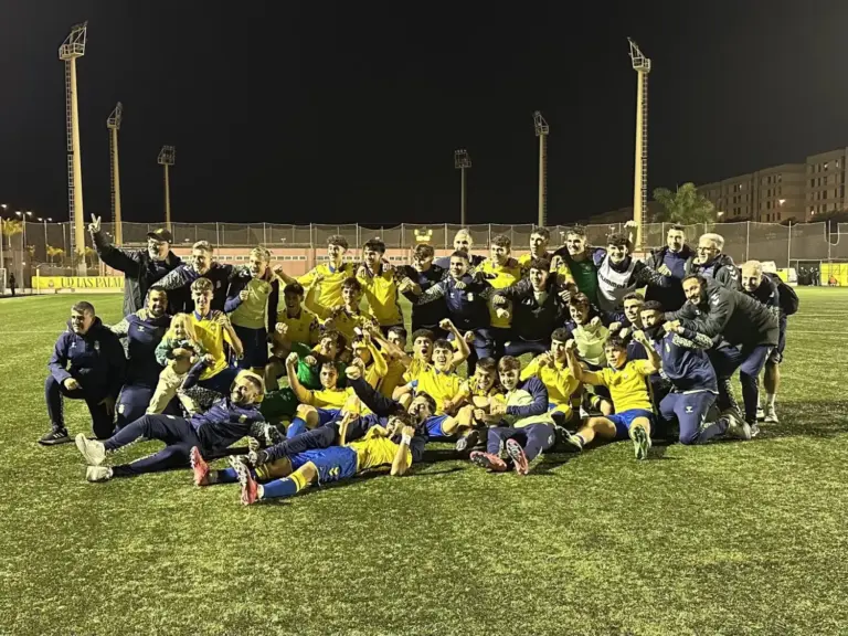 3-0 | La UD Las Palmas se impone al Granada CF y pasa a la final de la Copa del Rey juvenil