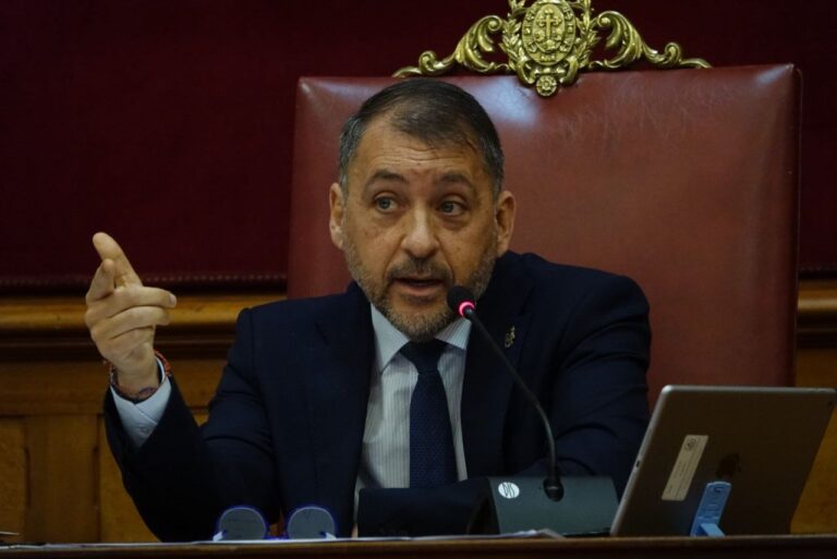 Bermúdez anuncia una inversión para mejorar el tráfico en Santa Cruz de Tenerife