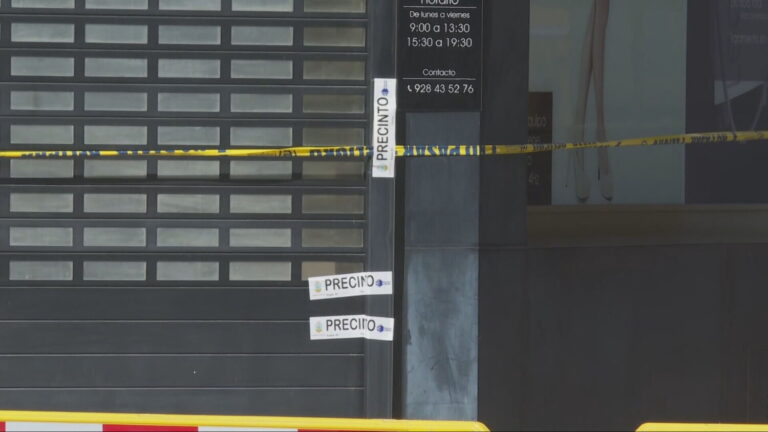 Los dueños del edificio desalojado en Gran Canaria trabajan para garantizar su estabilidad