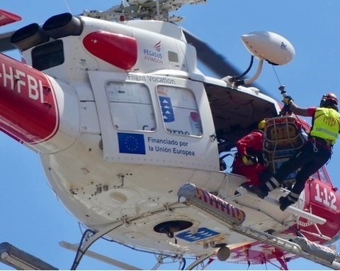 La Policía Nacional investiga las causas de la muerte de una mujer cuyo cuerpo fue hallado en una ch