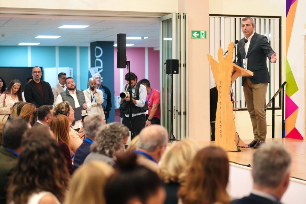 III Encuentro de Formación Profesional de Canarias en Gran Canaria. Manuel Domínguez inaugura el III Encuentro de Formación Profesional de Canarias del CIFP Tony Gallardo/ Consejería de Educación del Gobierno de Canarias.