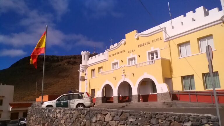 El municipio gomero de Valle Gran Rey continúa de luto oficial tras el apuñalamiento a un vecino