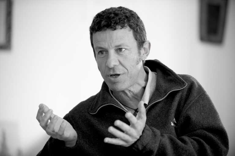 El periodista español que fue secuestrado en Siria, en ‘Tiempo de Alisios’