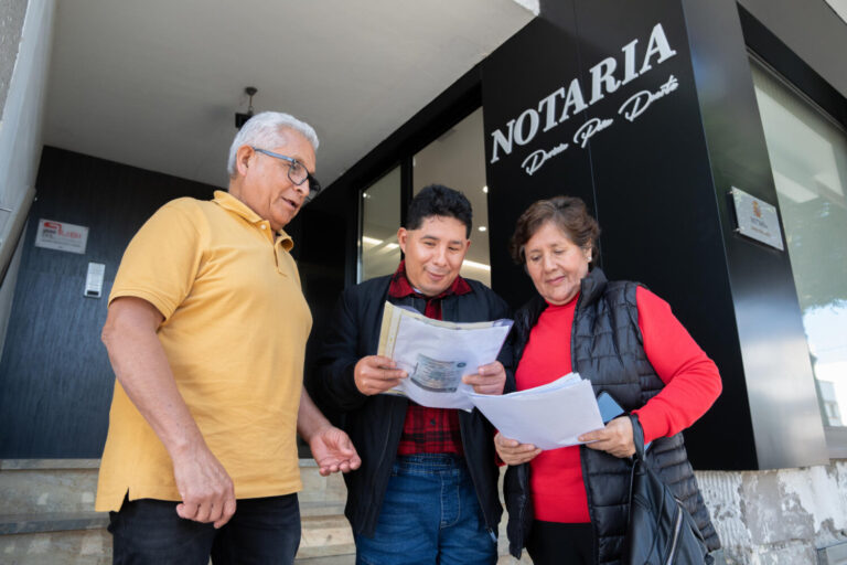 Un joven con 71% de discapacidad intelectual recibe la nacionalidad española sin examen de conocimiento