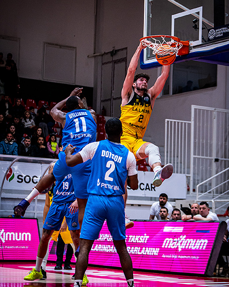 80-85| La Laguna Tenerife supera al Petkim Spor. La Laguna Tenerife contra el Petkim Spor turco/ La Laguna Tenerife.