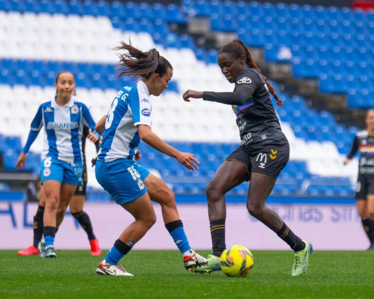 El Costa Adeje Tenerife Egatesa puntúa en Riazor
