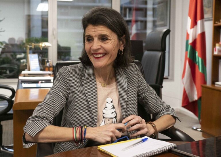 Nerea Melgosa (PNV) felicita a Domínguez por «poner los intereses de Canarias» por encima de Génova