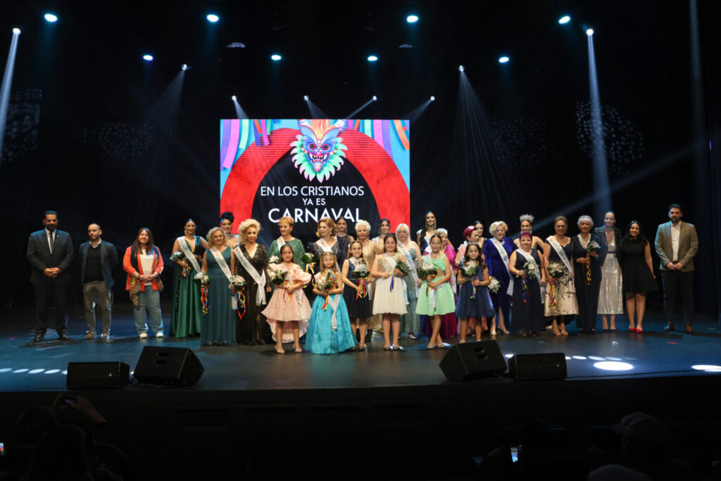 Todas las aspirantes a Reina del Carnaval Internacional de Los Cristianos durante su presentación / Ayuntamiento de Arona 