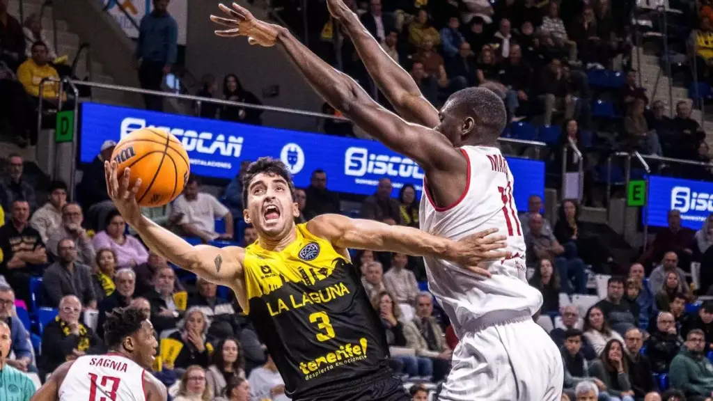La Laguna Tenerife termina invicto la segunda fase de la Liga de Campeones FIBA y deja fuera de ronda al Baxi Manresa por 81-71