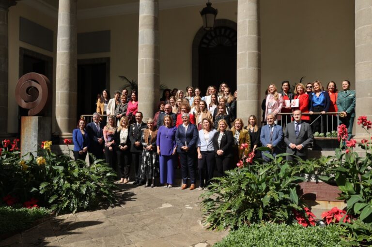 Canarias se prepara para el Día Internacional de la Mujer