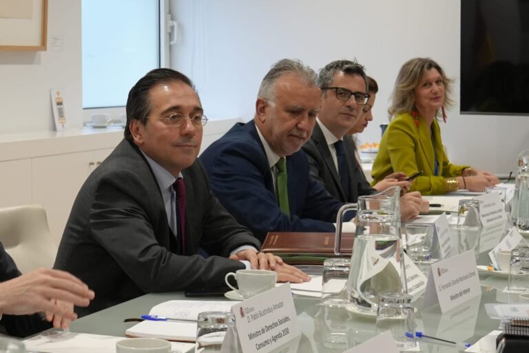 Todas las comunidades, excepto Aragón, remiten sus datos al Gobierno sobre la capacidad de acogida a menores migrantes