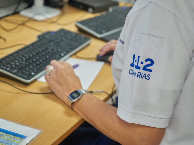 Colisión de tres vehículos en la GC-1