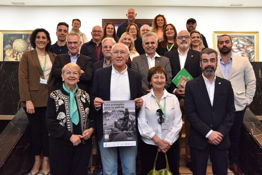 Tenerife presenta la II Campaña de Prevención del Cáncer de Piel. Presentación de la II Campaña de Cáncer de Piel del Cabildo de Tenerife/ Cabildo de Tenerife.