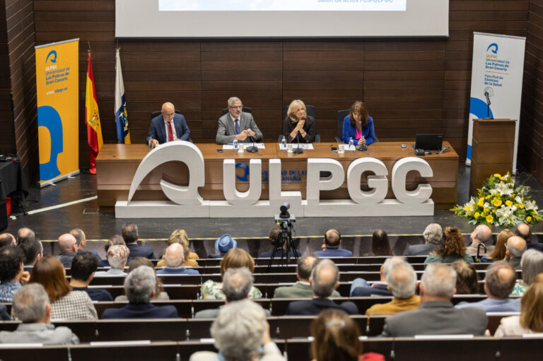 Monzón destaca el papel de la Facultad de Medicina de la ULPGC