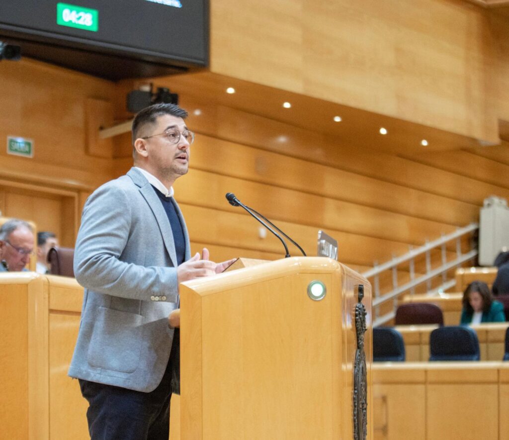 ASG pregunta al ministro de Transporte sobre los planes para el puerto de Los Cristianos. (Archivo) Fabián Chinea Correa, senador de ASG/ ASG.