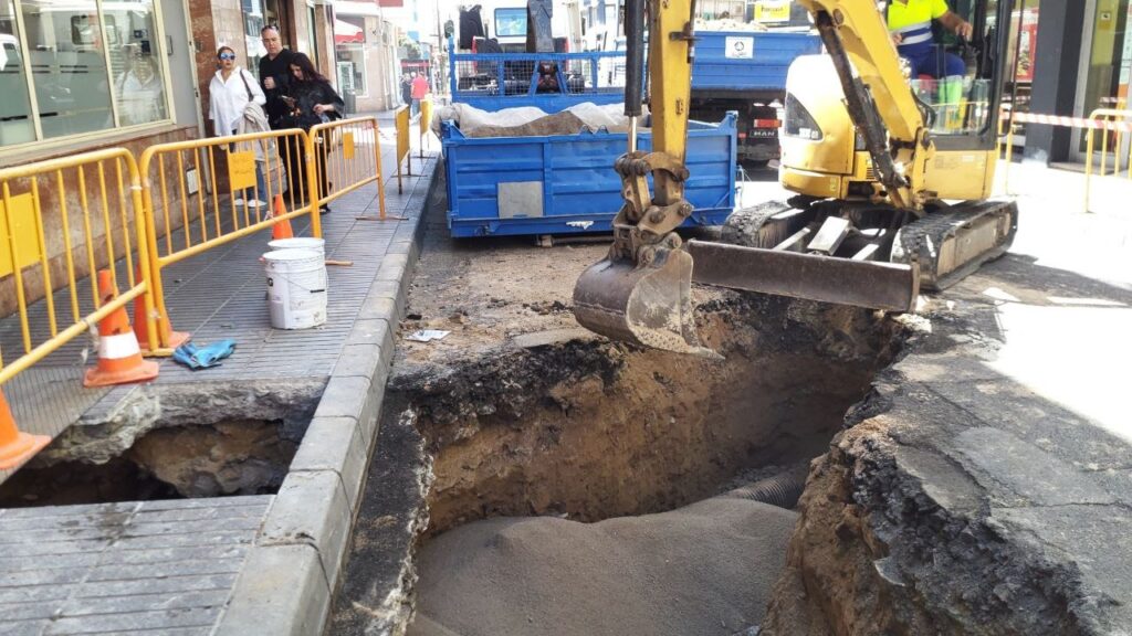 Las Palmas de Gran Canaria mejora la red de saneamiento de la calle Galicia. Trabajos realizados en la calle Galicia/ Ayuntamiento de Las Palmas de Gran Canaria.