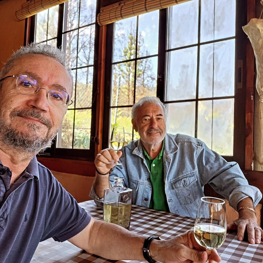 'Con cúrcuma' invita a los oyentes a degustar las tradiciones de Semana Santa con recetas tradicionales reinterpretadas, vinos de autor y dulces palmeros