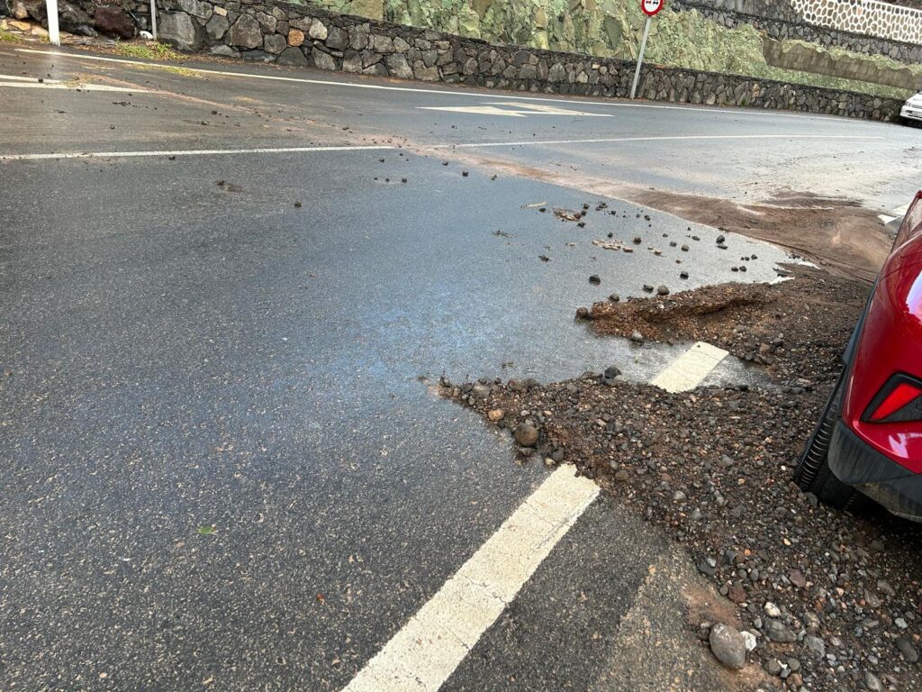 Todas las fotos que deja la Borrasca Olivier en Canarias. Entrada de Agaete, Gran Canaria/ Luis Muro.