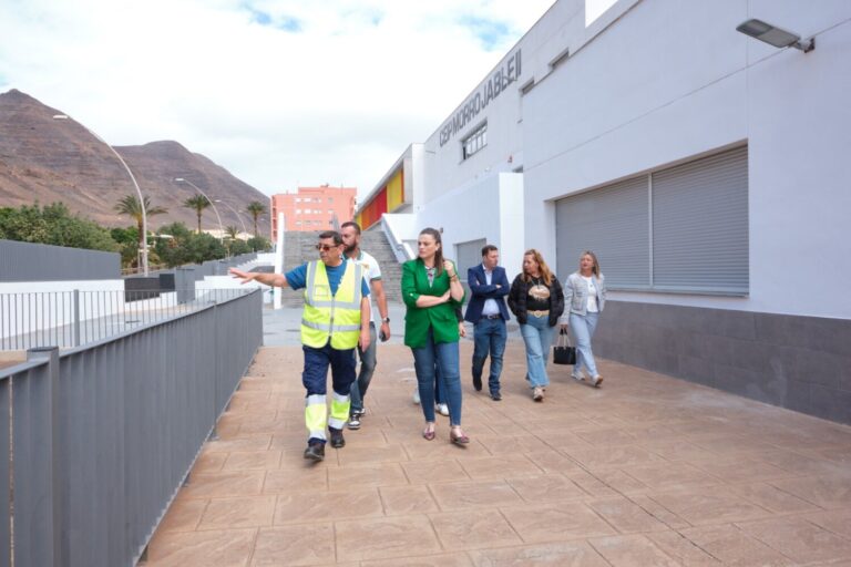 ‘El Cabildo Actúa’ continúa mejorando los centros educativos de Fuerteventura
